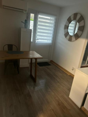 Studio dans maison 2 personnes